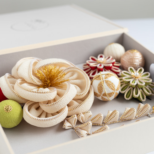 つまみ細工 髪飾り 成人式 結婚式 七五三 753 卒業式 振袖 和装