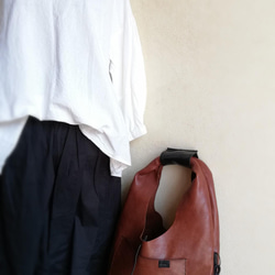 one shoulder bag　ブラウン✗ブラック　オイルシュリンクレザー 12枚目の画像