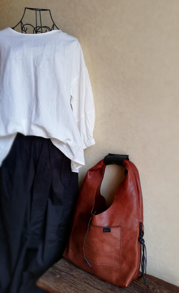 one shoulder bag　ブラウン✗ブラック　オイルシュリンクレザー 13枚目の画像