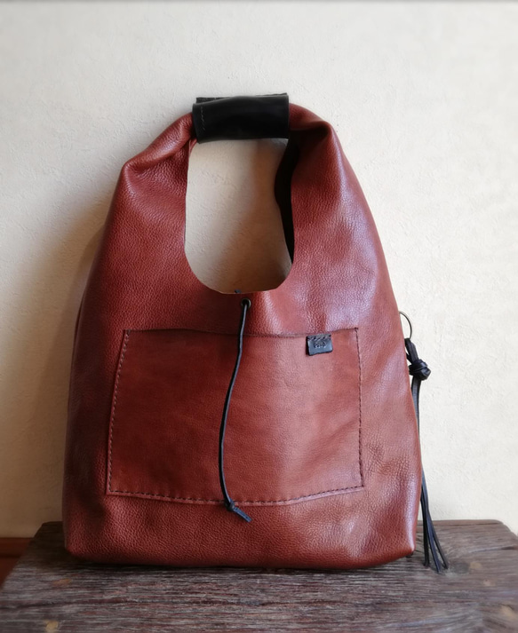 one shoulder bag　ブラウン✗ブラック　オイルシュリンクレザー 2枚目の画像