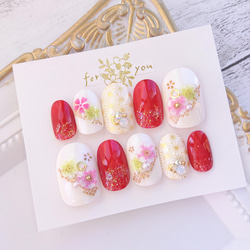 送料無料◆N様依頼品　サイズ変更　赤とピンクときみどりの桜と金の古典柄の和柄のネイルチップ♡25 3枚目の画像