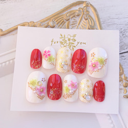 送料無料◆N様依頼品　サイズ変更　赤とピンクときみどりの桜と金の古典柄の和柄のネイルチップ♡25 5枚目の画像