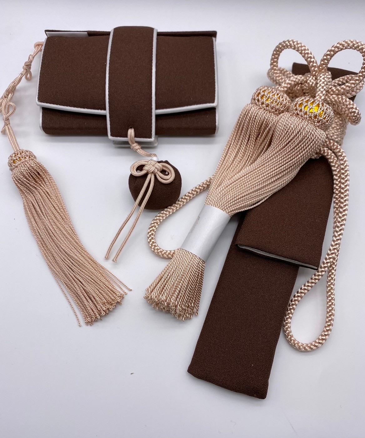 【受注生産】花嫁和装　はこせこ　かいけん【婚礼/筥迫　懐剣2点セット】ブラウン系　ベージュ房