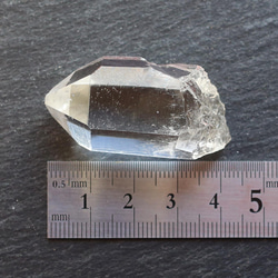 レコードキーパー付き トマス産ポイントクォーツ 天然石 鉱物 水晶 希少 11枚目の画像