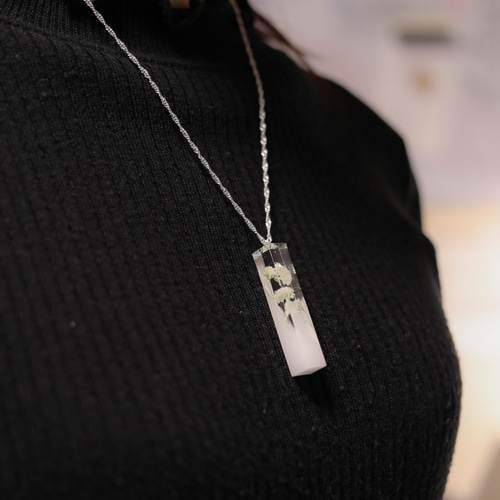 カスミソウのペンダント【Gypsophila PureWhite】 ネックレス