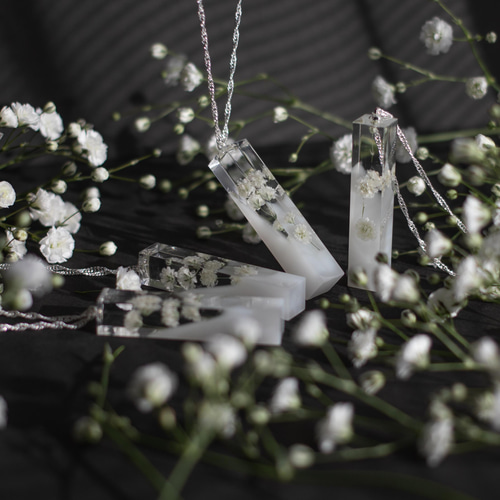 カスミソウのペンダント【Gypsophila PureWhite】 ネックレス
