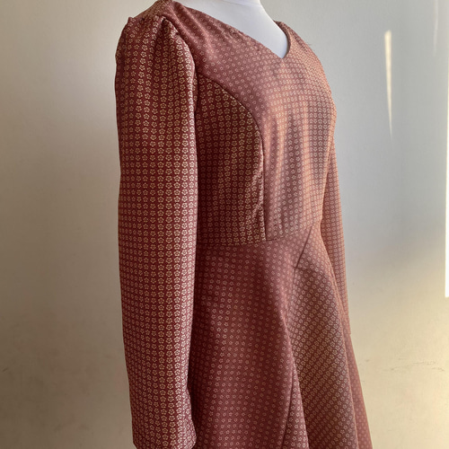 SALE 着物リメイク 洗える着物 エンジ桜柄 サークルスカート