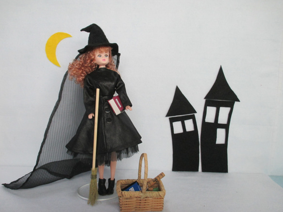 A 人形付 かわいい 魔女人形さん 大人も楽しい着せ替え人形 ハロウィン