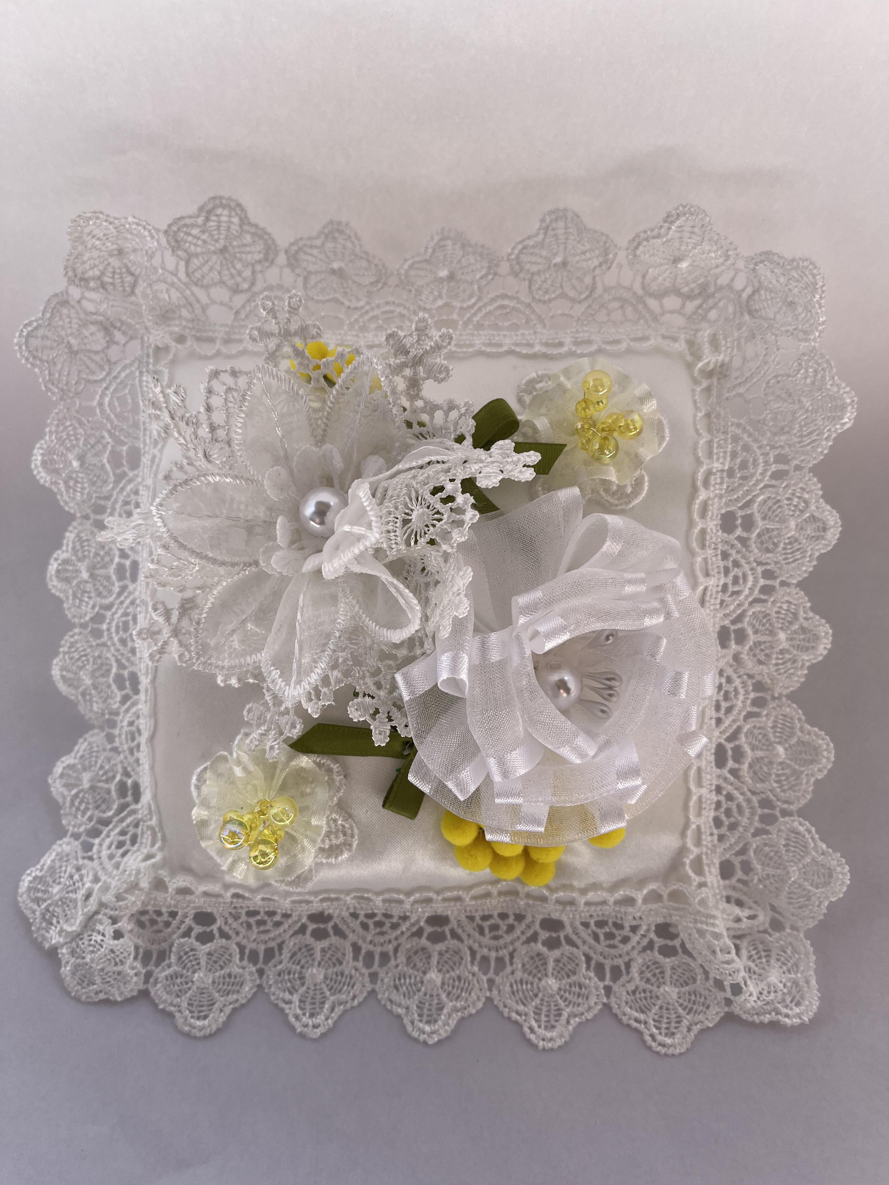 春の訪れミモザのリングピロー