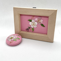 桜　刺繍フレーム　絹糸と金糸の日本刺繍　インテリア　壁飾り 16枚目の画像