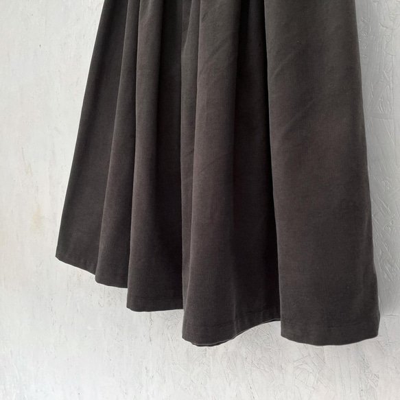 丈オーダー可 遠州産やわらかコーデュロイのギャザースカート チャコール 大きい 小さいサイズ nunono-13 9枚目の画像