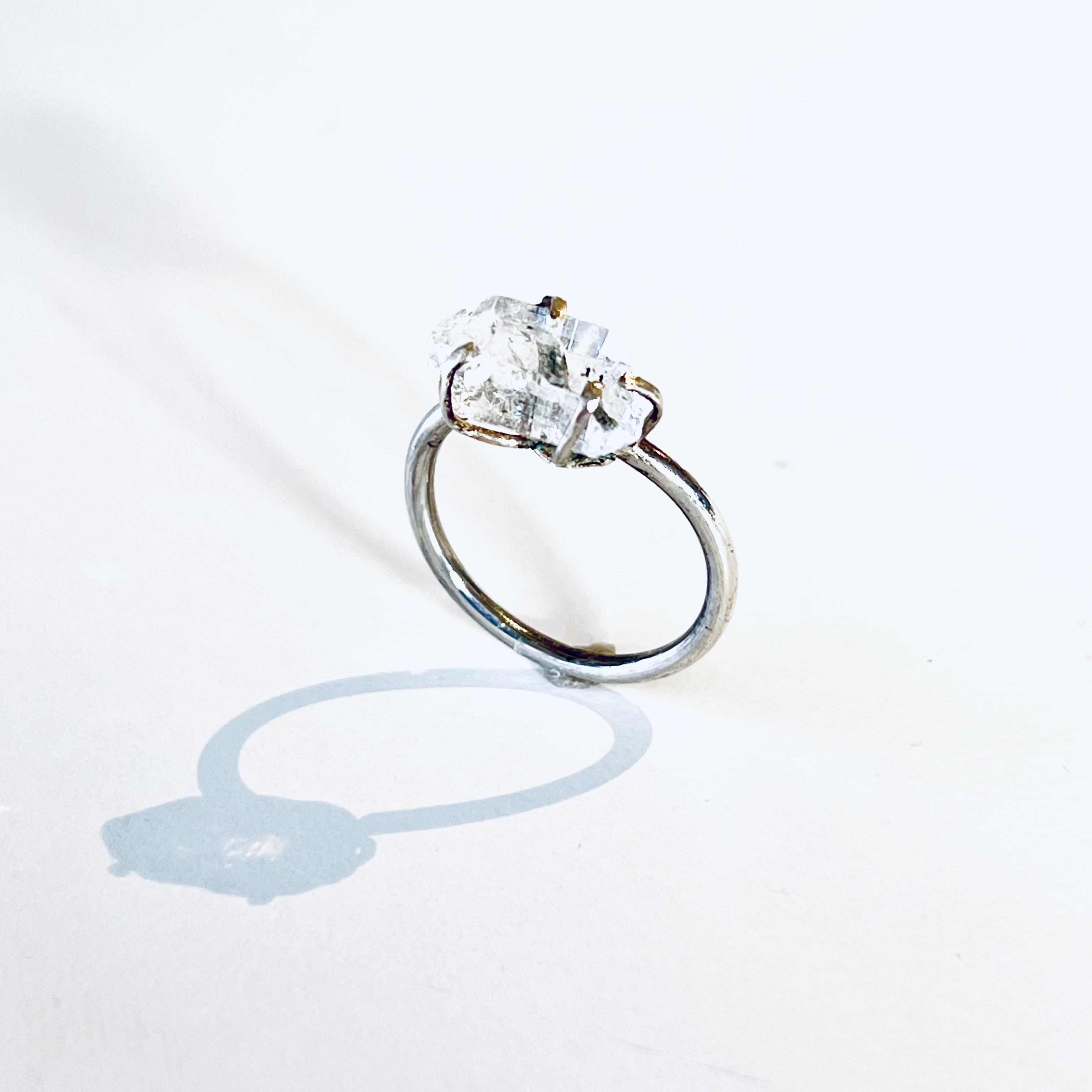 天然石 a ハーキマーダイヤモンド \ 原産地ニ ューヨーク