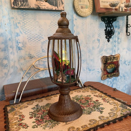 Antique garden/ガーデン オーナメント/ Garden lamp