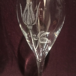 薔薇・蕾のペアワイングラス〜手彫りガラス〜 5枚目の画像