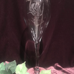薔薇・蕾のペアワイングラス〜手彫りガラス〜 2枚目の画像