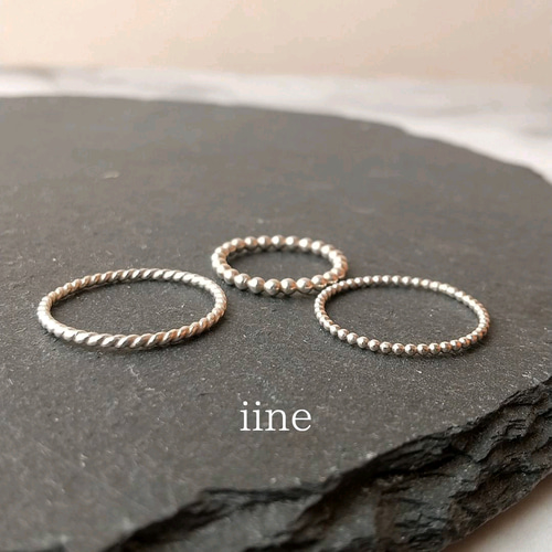 シルバー950 ミニマルドットラインリング（13号）｜ハンドメイド シルバー950 ミニマルドットラインリング（13号）｜ハンドメイド