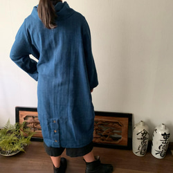 フード風襟の手織り綿バルーンコート　秋冬に、嵐山のお店で一番人気で裾切り替えもキュートなコート　青絣 9枚目の画像
