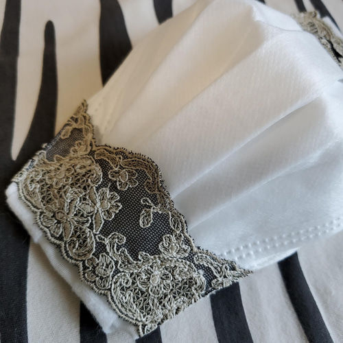 S~L】❤️黒とベージュお花レース機能ダブルガーゼ『不織布マスク  