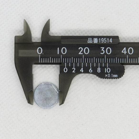 飛鳥庵 ネオジウムマグネット 丸 厚さ1mm直径12mm 2枚目の画像