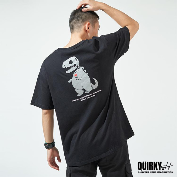 【Quirky.H】反光恐龍骨OVERSIZE短袖T-shirt 第2張的照片