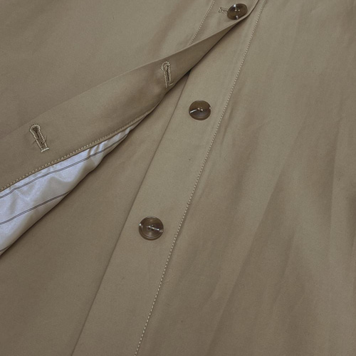 コメントで値引き(*´˘`*)♥カーキのコート 4度目の再販】7分袖のフードつきコート(カーキ色) コート YQ