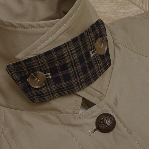 コメントで値引き(*´˘`*)♥カーキのコート 4度目の再販】7分袖のフードつきコート(カーキ色) コート YQ