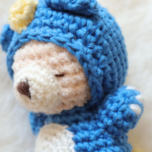 カスタマイズ可能❣️ファーヤーンのクマさんあみぐるみ（ブルー） カスタマイズ可能❣️ファーヤーンのクマさんあみぐるみ（ブルー）