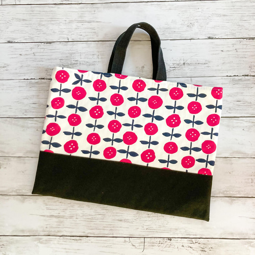 ボタンみたいなお花のシューズケース 入園 入学 上履き入れ シューズ