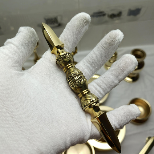 真言宗法具 法器 21点セット 密教 一面器 寺院用仏具 チベット 真鍮製 チベット仏教法器 真言宗 21点セット 密教 一面器 寺院用仏具
