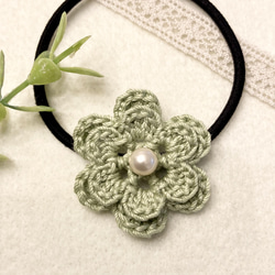 『送料無料』 flower crochetのヘアゴム/ヘアピン　light green 2枚目の画像
