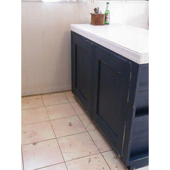 タイルトップ　アイランドキッチンカウンター　ネイビーブルー　キッチン収納 サイズ