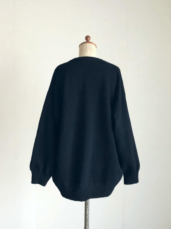 黒の大きめカーディガン　ウール100％ 4枚目の画像