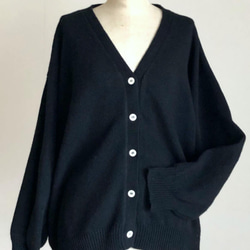 黒の大きめカーディガン　ウール100％ 6枚目の画像