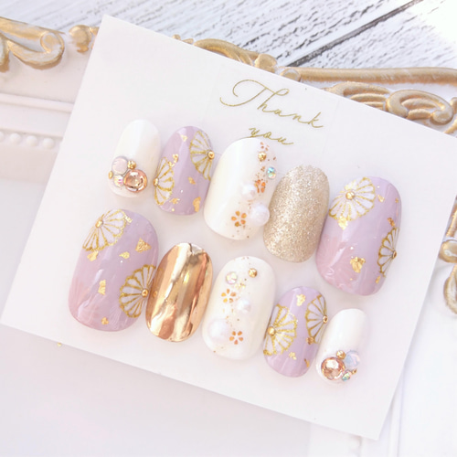 送料無料◇卒業式や袴や振袖に◇白とゴールドとグレージュと白の菊模様