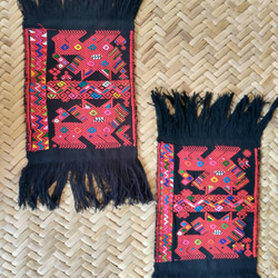 大き目コースター　家飲みランチョマット　小物敷物　ウィピル　手織り　グァテマラ　ビンテージ　民族衣装　刺繍　猫 3枚目の画像