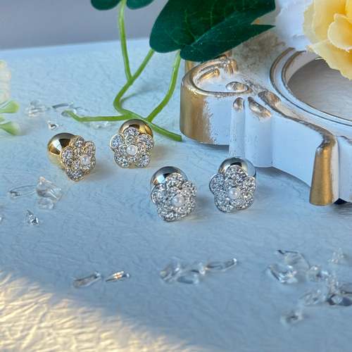 プチカメリア 2wayピアス／イヤリング swarovski グルーデコ ピアス 