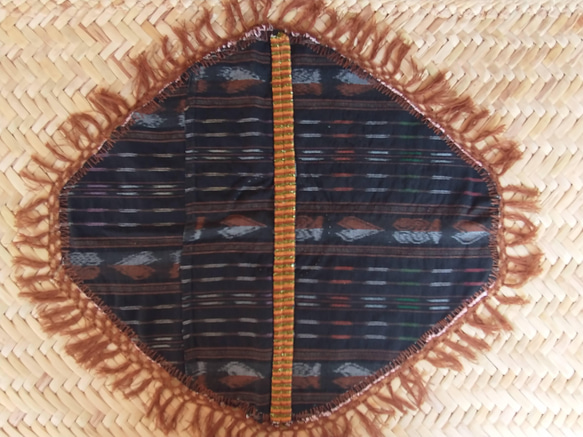 テーブルセンター　テーブルランナー　手織り　グァテマラ　ビンテージ　民族衣装　刺繍　ウィピル　テーブル飾り　テーブルデコ 4枚目の画像