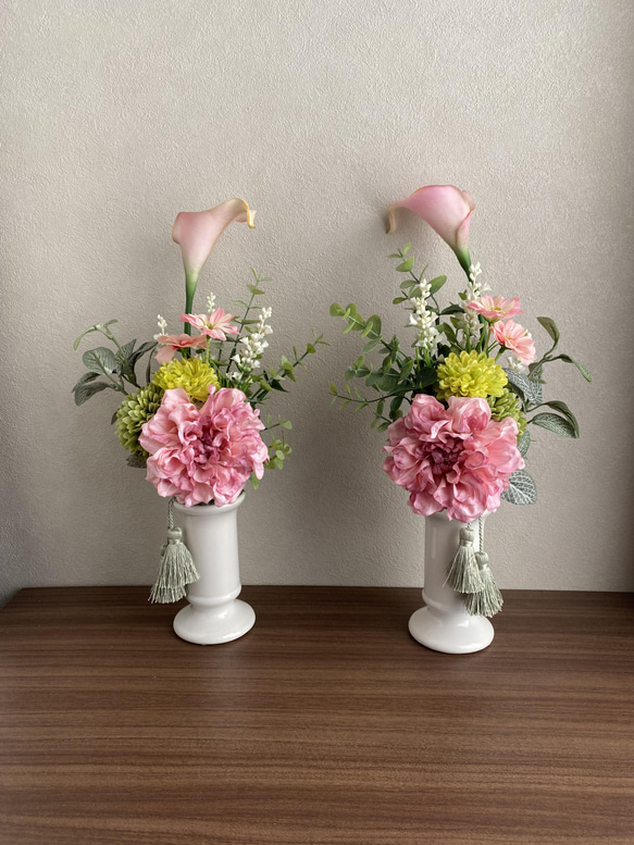 アーティフィシャル【仏花一対セット】ピンクのカラーとダリア 2枚目の画像