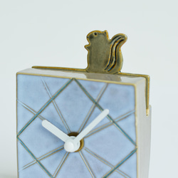 二本松焼「陶計～ゆったりと豊かな時間を刻む時計～OKI」：「りす」 2枚目の画像