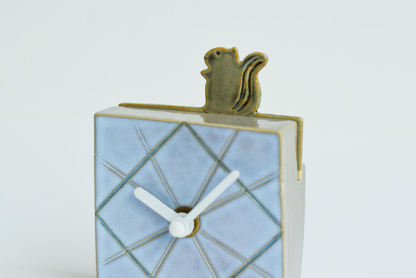 二本松焼「陶計～ゆったりと豊かな時間を刻む時計～OKI」：「りす」 2枚目の画像