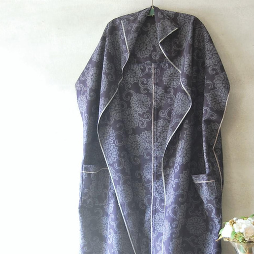 菊花唐草×古典織柄　着物リメイク　大島紬ジャケット　カーディガン 菊花唐草×古典織柄着物リメイク大島紬ジャケットカーディガン