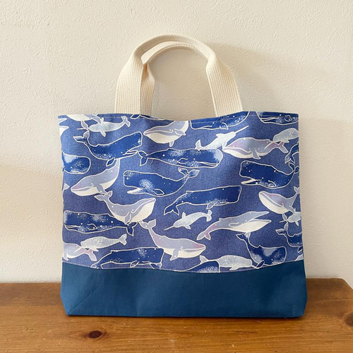 クジラ　　レッスンバッグ、上履き袋など、オーダー受付中です。 クジラレッスンバッグ、上履き袋など、オーダー受付中です。