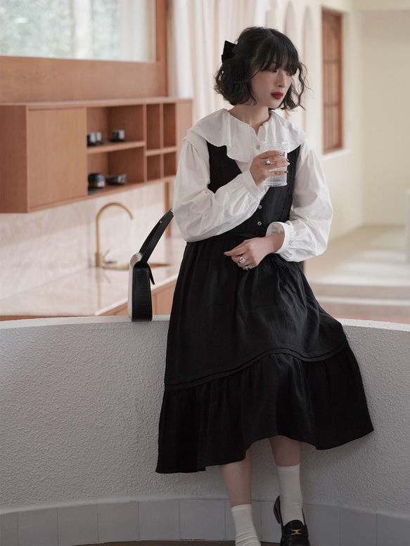 黑色V領系帶亞麻背心裙|洋裝|春款|亞麻|Sora-891 第2張的照片
