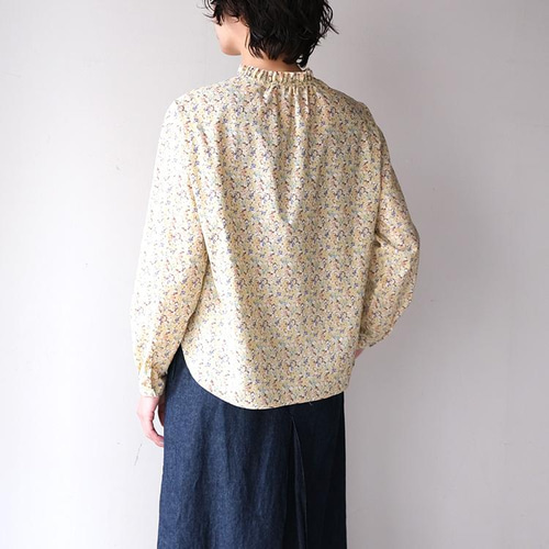 ✨30％OFF✨コットン フラワーリバティ シャツ denicher D221022