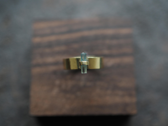 aquamarine brass ring (wide) 3枚目の画像