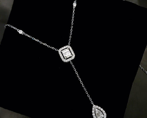 k18 天然ダイヤ0.5ct鑑定書有り ネックレスK18 つき 天然ダイヤモンド0.5ct鑑別書つき（╹◡╹）♡