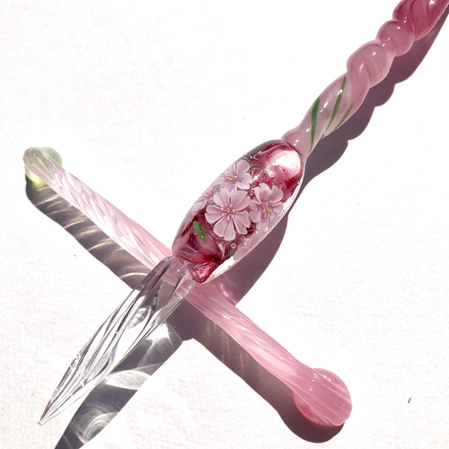 桜》 ペンレスト付き ガラスペン とんぼ玉 桜 お花見 ピンク 春 ペン