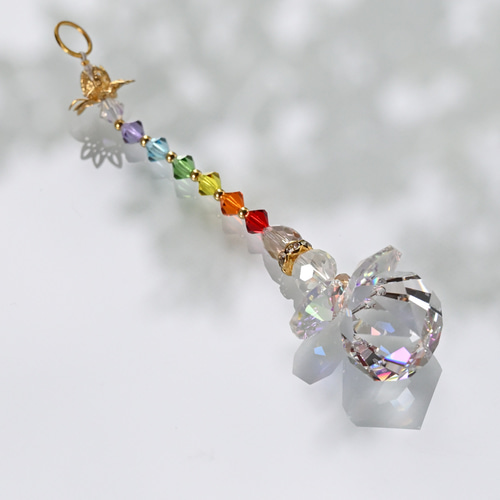 スワロフスキー　サンキャッチャー　レインボー 希少スワロフスキー使用】レインボー＆チャクラカラー 天使の