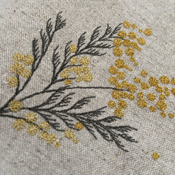 ミモザ刺繍❤︎サコッシュ 4枚目の画像