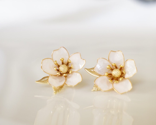 桜のイヤーアクセサリー（ピアス/イヤリング/ノンホールピアス